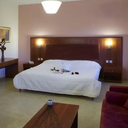 Parnis Palace Hotel